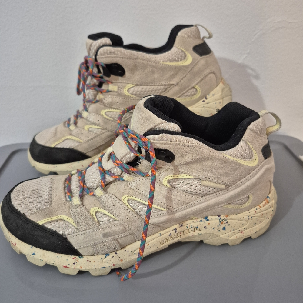8-BB Merrell Moab II Boots Limited Edition Cream Multicolor Laces 5.5 fits 6.5
